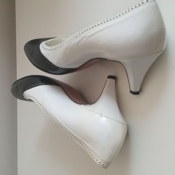 👠🇨🇭 Bally Leather Heels | Made in Switzerland | Black & White | Size 10 - Picture 9 of 15